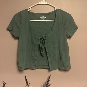 TURQUOISE HOLISTER TIE BLOUSE CROPPED MED. SIZE